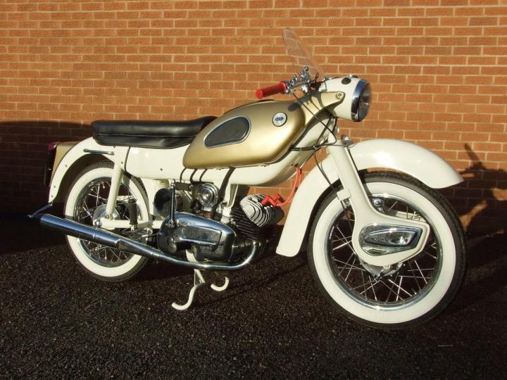 Restauration de motos anciennes pour leur redonner vie